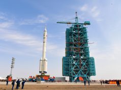 中国神舟二十一号整装待发 登月目标不变