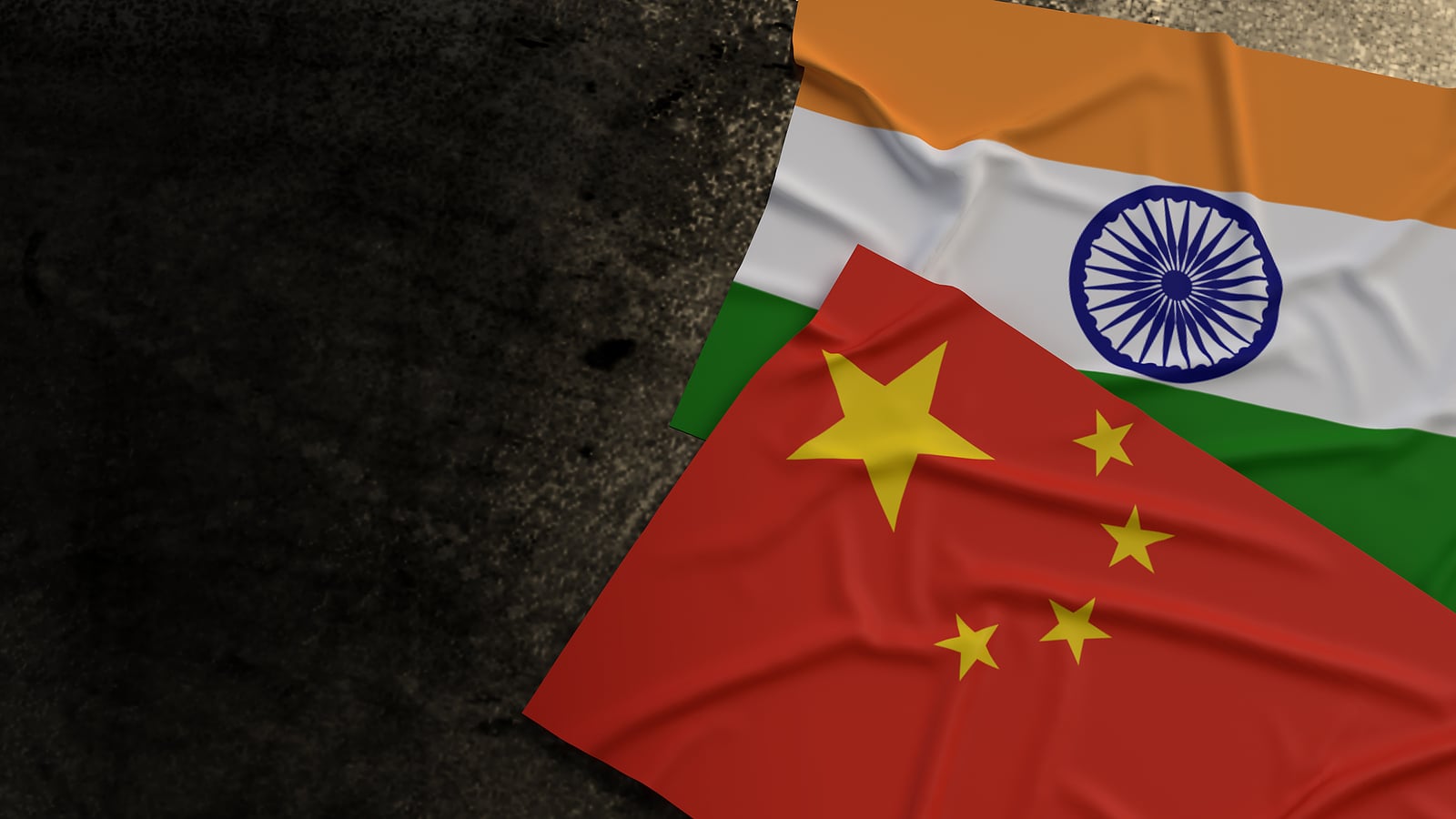 中国与印度煤电发电量52年来首次同降，清洁能源居首功| 时代财智