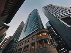 香港绿色写字楼租金溢价23%居首 新加坡绿色设施成标配、难溢价
