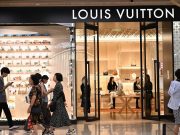 LVMH奢侈品在中国遇冷:消费者仍愿消费 却更计较值不值得